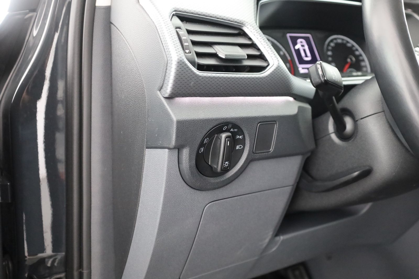 Volkswagen T-Cross 1.0 TSI Active - Samsaru's Car Outlet