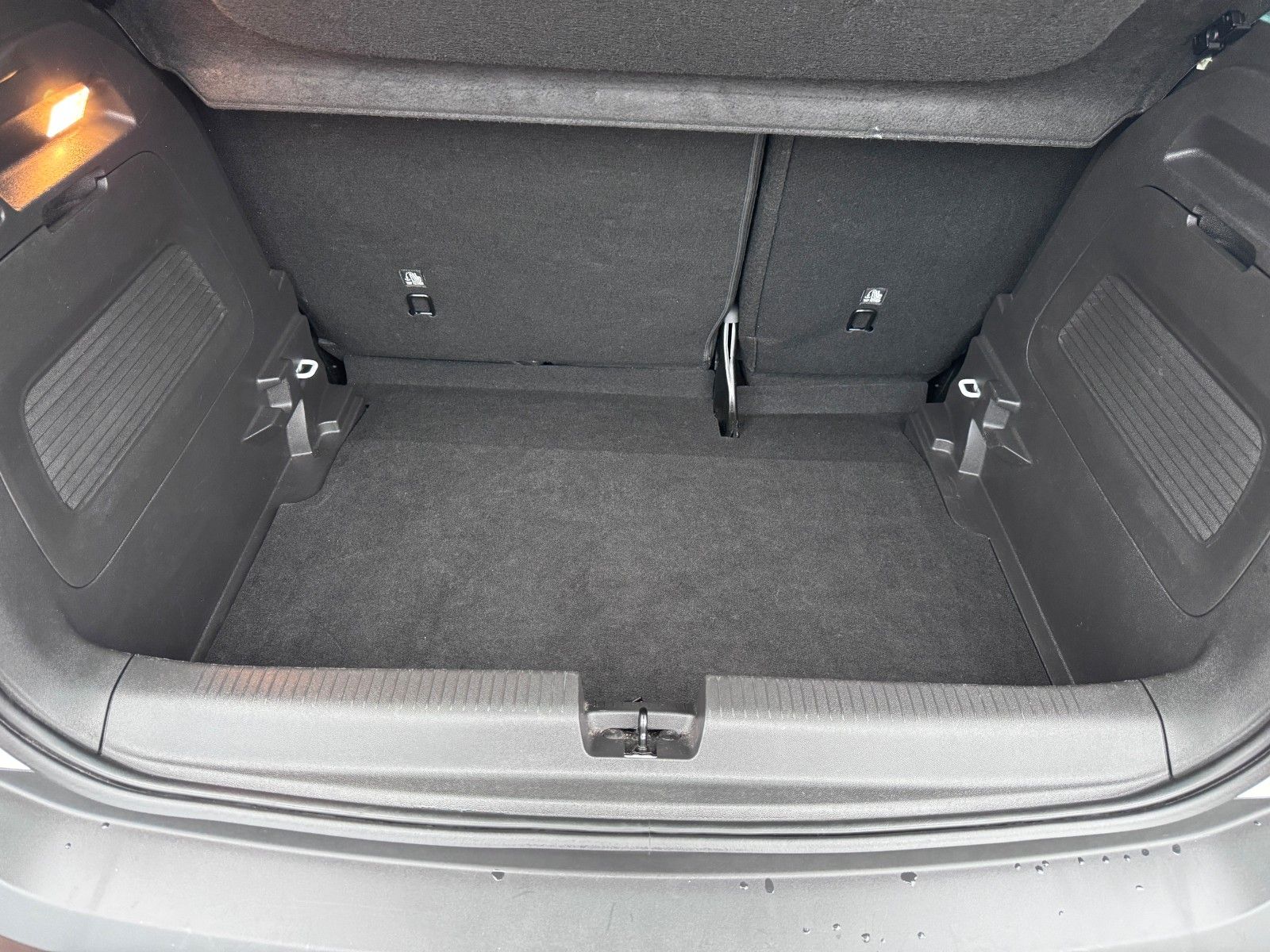 Opel Crossland Elegance - Samsaru's Car Outlet