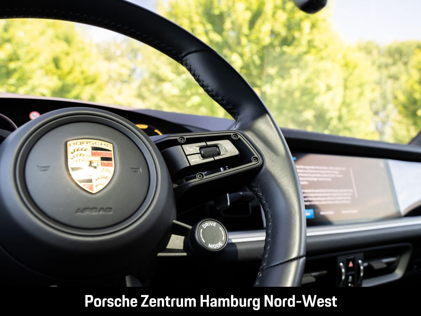 Porsche Cayenne PASM Panorama Dach BOSE 21-Zoll HUD 360°