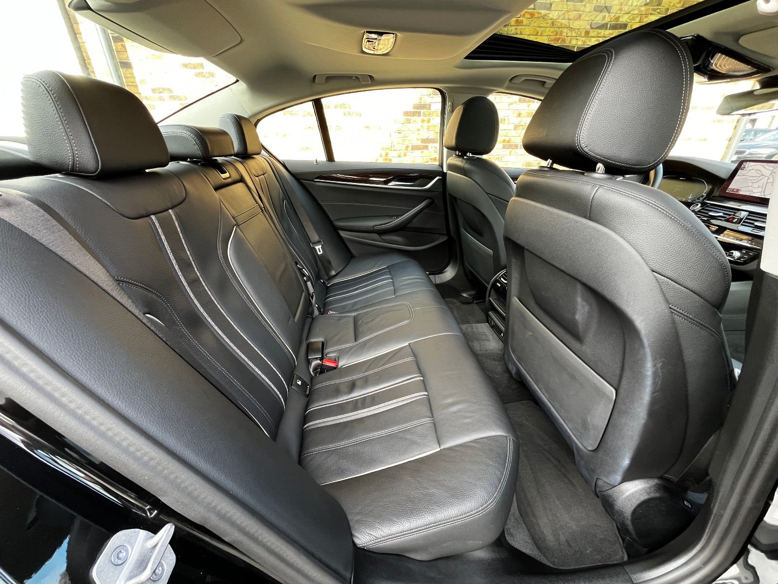 BMW 530e xDrive LuxuryLine Leder LED Navi GDach HUD
