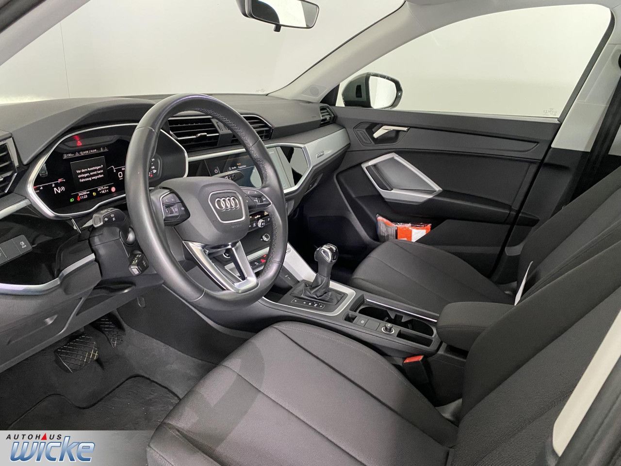 Audi Q3 35 TDI quattro - Samsaru's Car Outlet