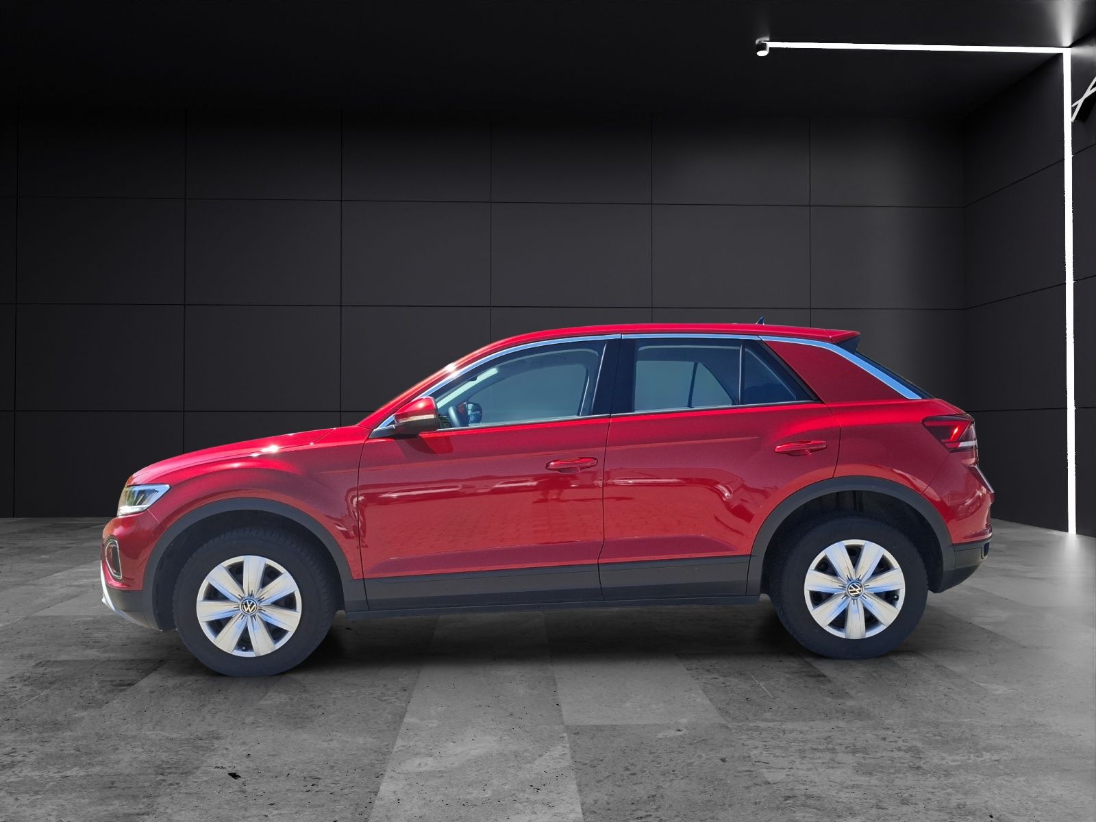 Volkswagen T-Roc TSI - Samsaru's Car Outlet