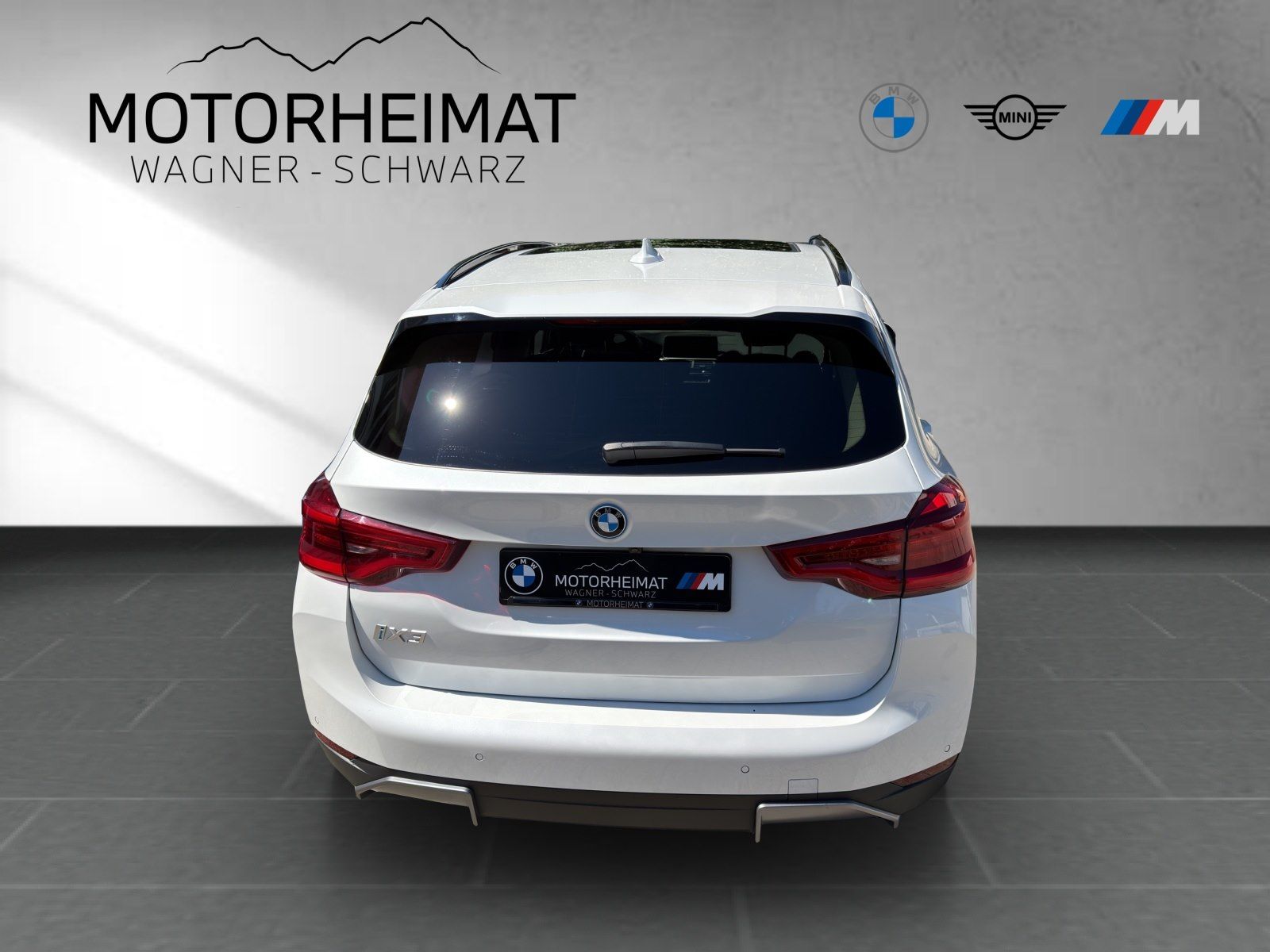 BMW iX3 Impressive Pano HUD ACC 360°
