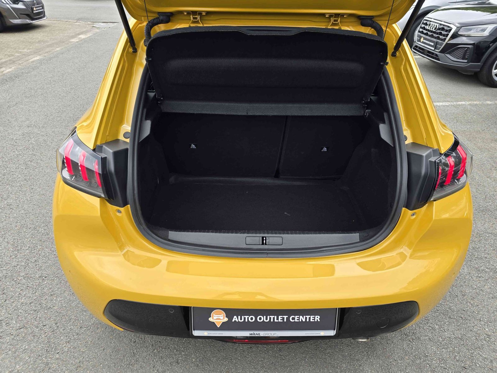 Peugeot 208 GT - Samsaru's Car Outlet