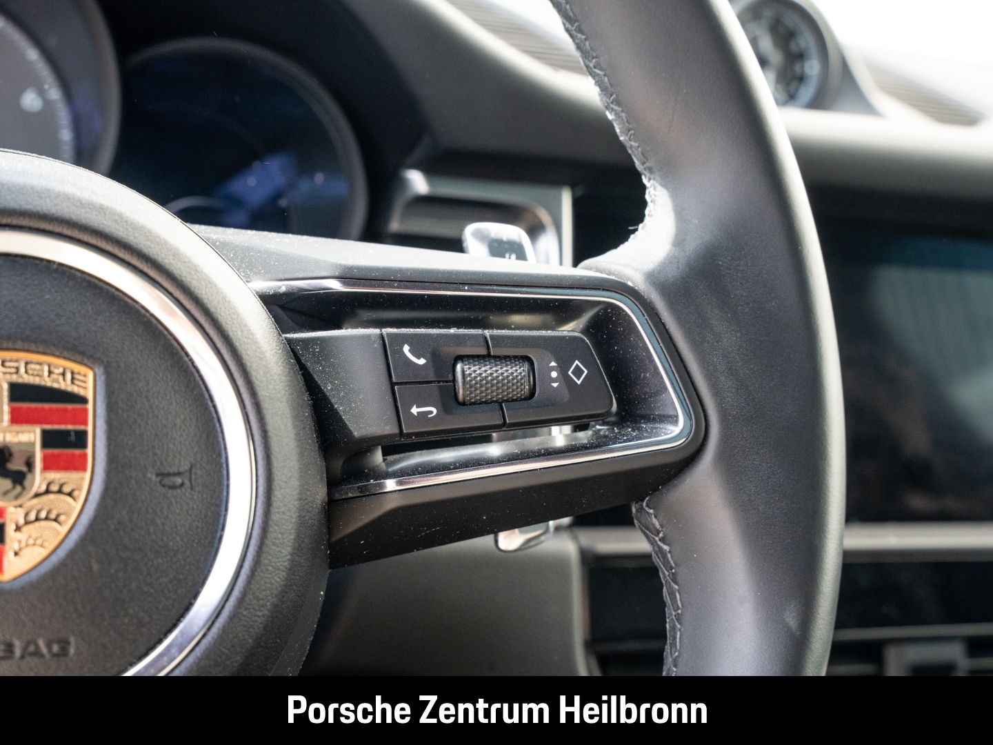 Porsche Macan S Luftfederung Panoramadach Surround-View