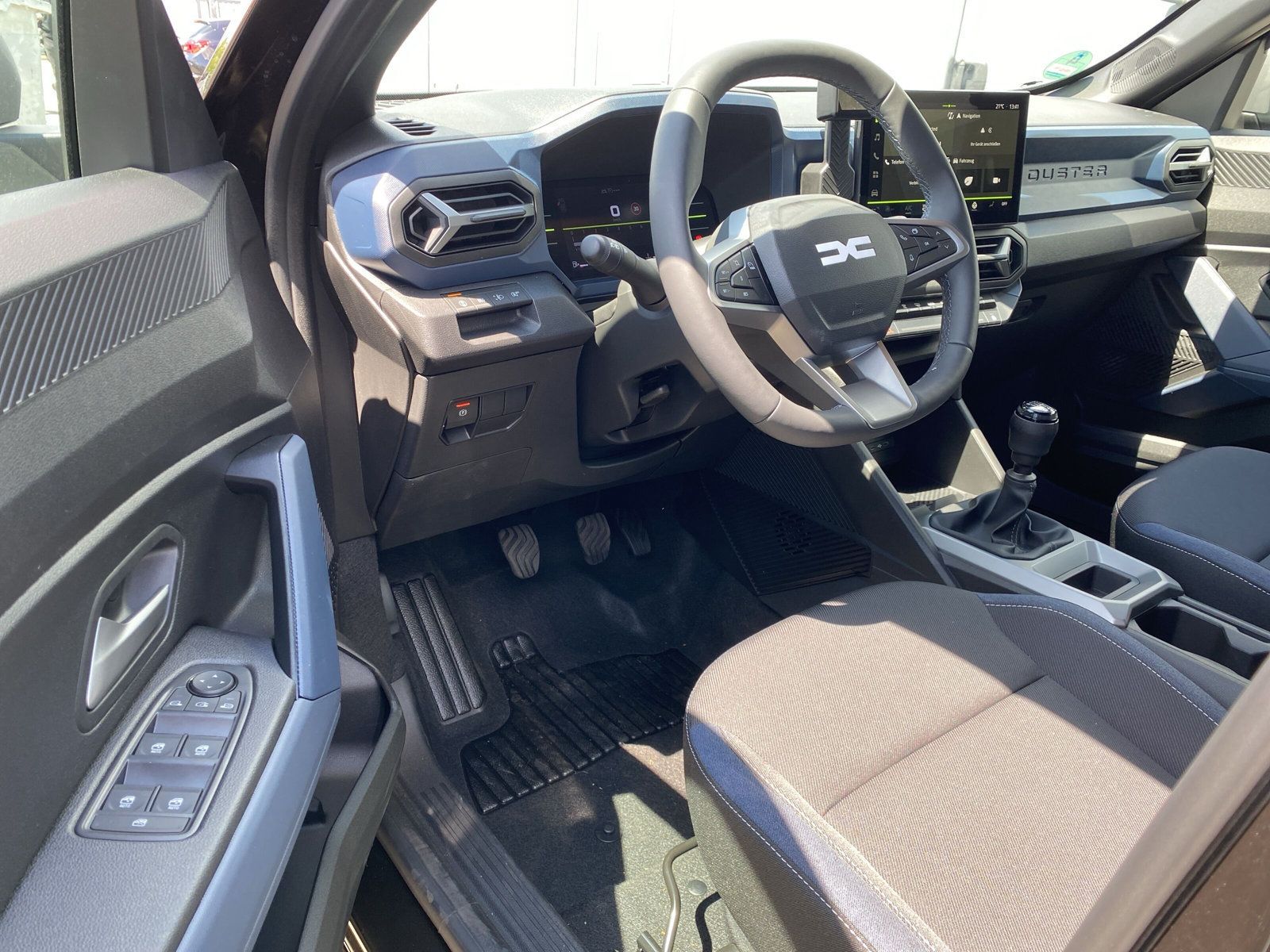 Dacia Duster Journey TCe 130 - Samsaru's Car Outlet
