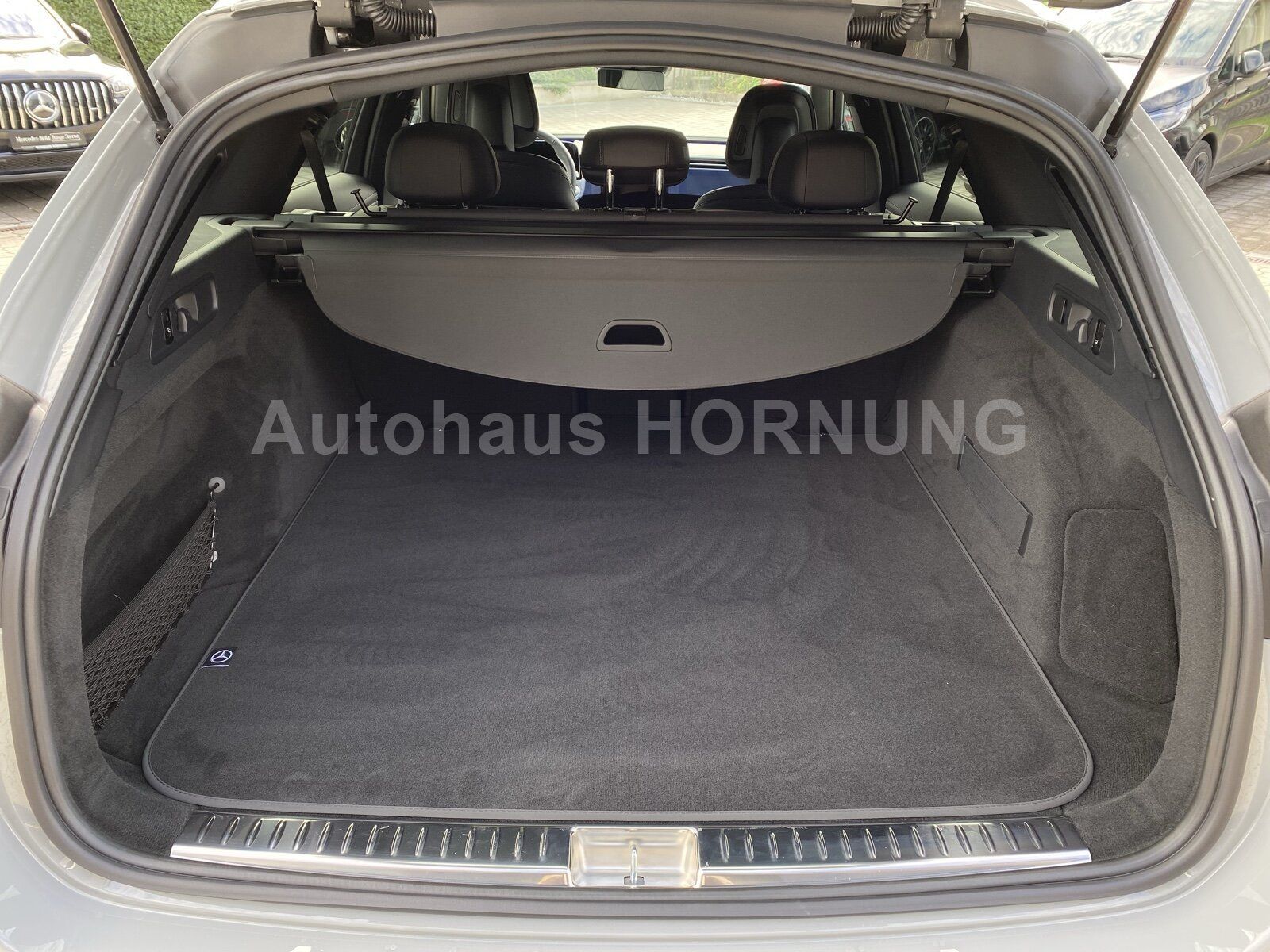 Mercedes-Benz E 450d 4M AMG AIR DIGI HUD AHK NIGHT 360° PANOSD