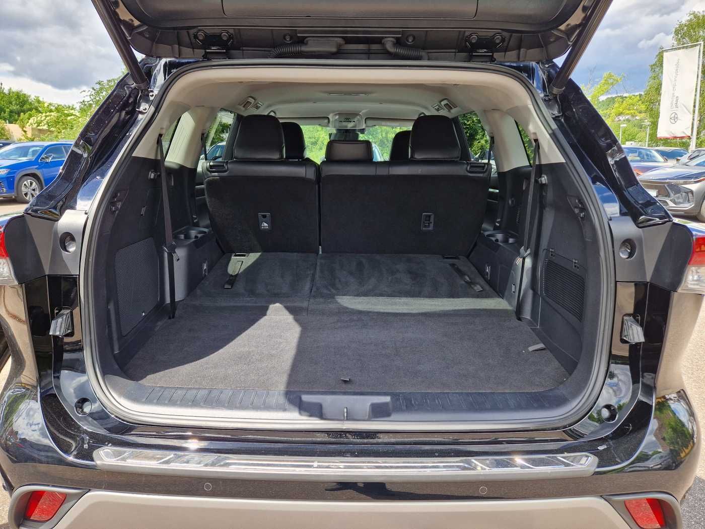 Toyota Highlander 2.5 Hybrid Luxury