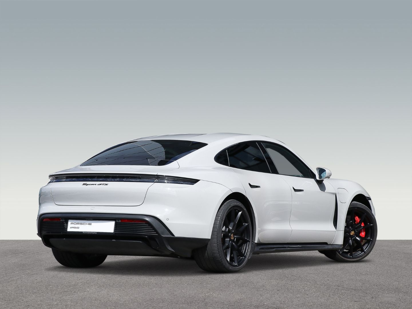 Porsche Taycan GTS Surround-View InnoDrive Sitzbelüftung