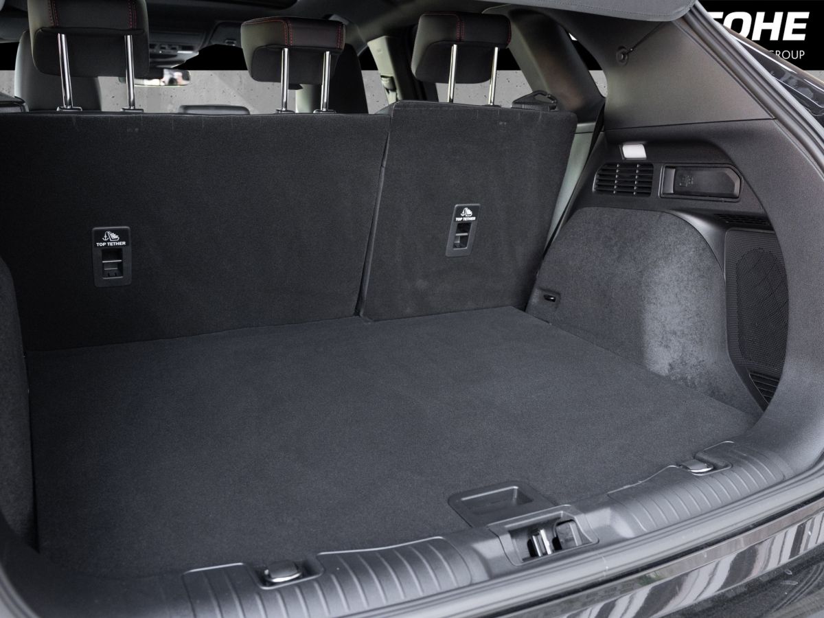 Ford Kuga ST-Line X - Samsaru's Car Outlet