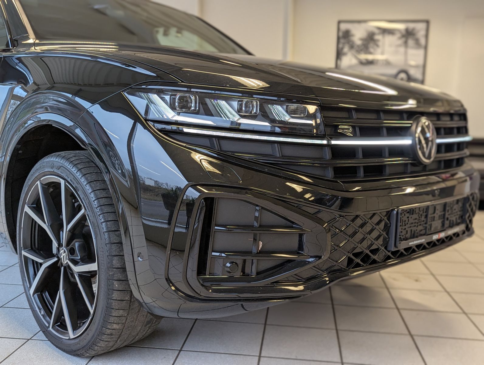 Volkswagen Touareg 3.0TDI 4M R-Line VOLL Black 22" UPE 114T