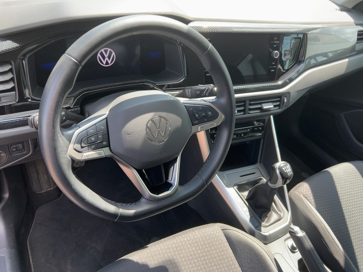 Volkswagen Taigo 1.0 TSI - Samsaru's Car Outlet