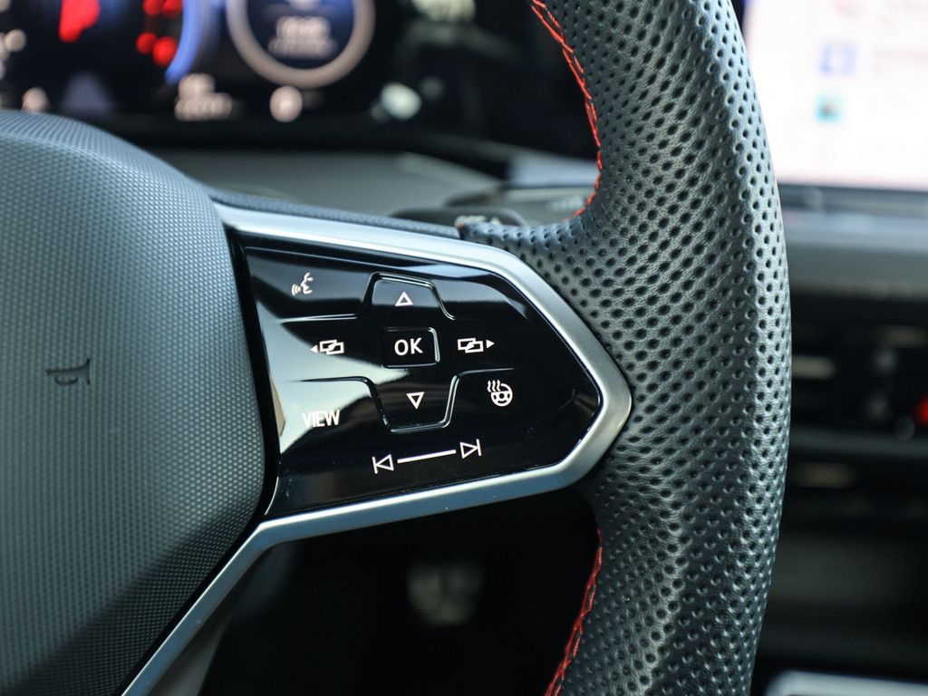 Volkswagen Golf VIII GTI Clubsport DSG - Samsaru's Car Outlet