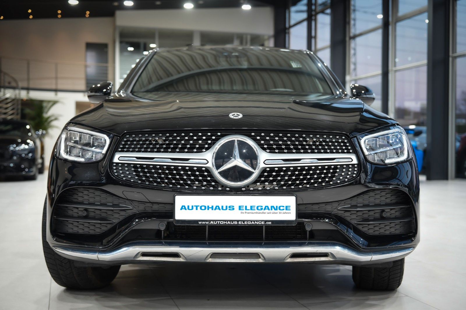 Mercedes-Benz GLC 300 e Coupe 4M *AMG-LINE*LEDER*NAVI*LED*1.HD