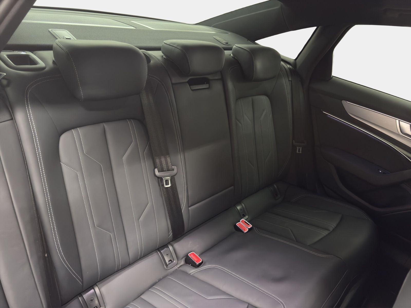 Audi A6 Lim. 50 TFSIe qu. S line AHK Pano Matrix LM 2
