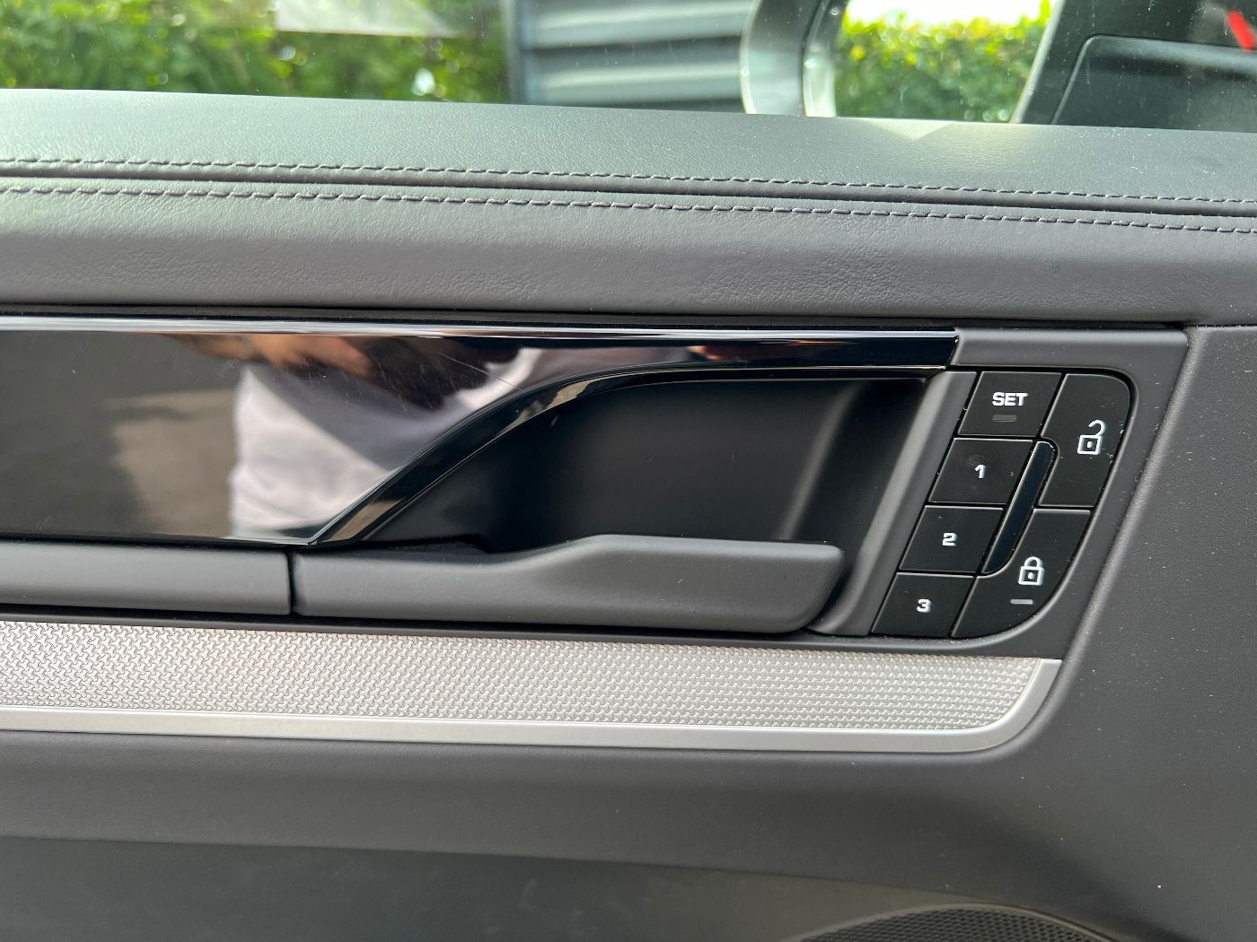 Porsche Cayenne E-Hybrid | Luftfederung | InnoDrive |