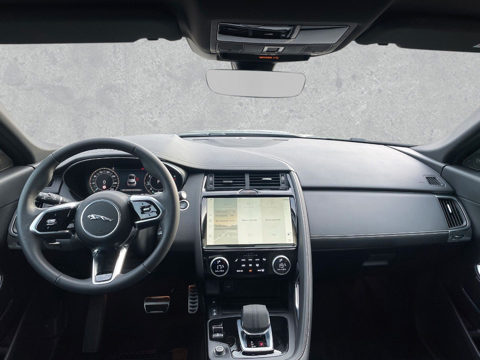 Jaguar E-Pace P250 AWD R-DYNAMIC SE  ACC LED