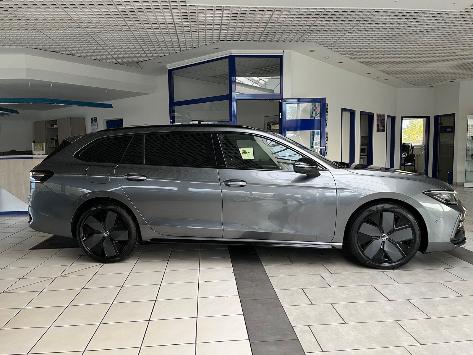 Volkswagen Passat Variant 2.0 TDI-4-Motion R-Line Black +++