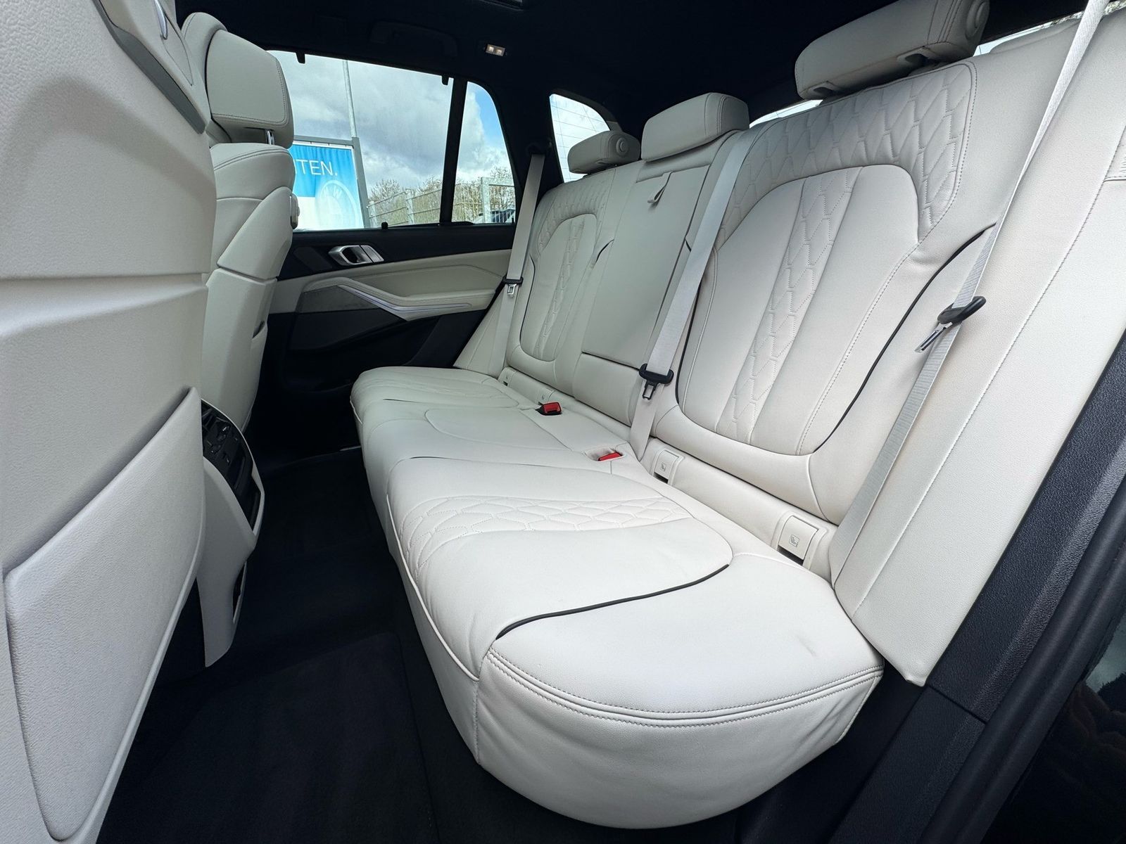 BMW X5 xDrive50e M Sport PANO h&k AHK DA-Prof PA-Pro
