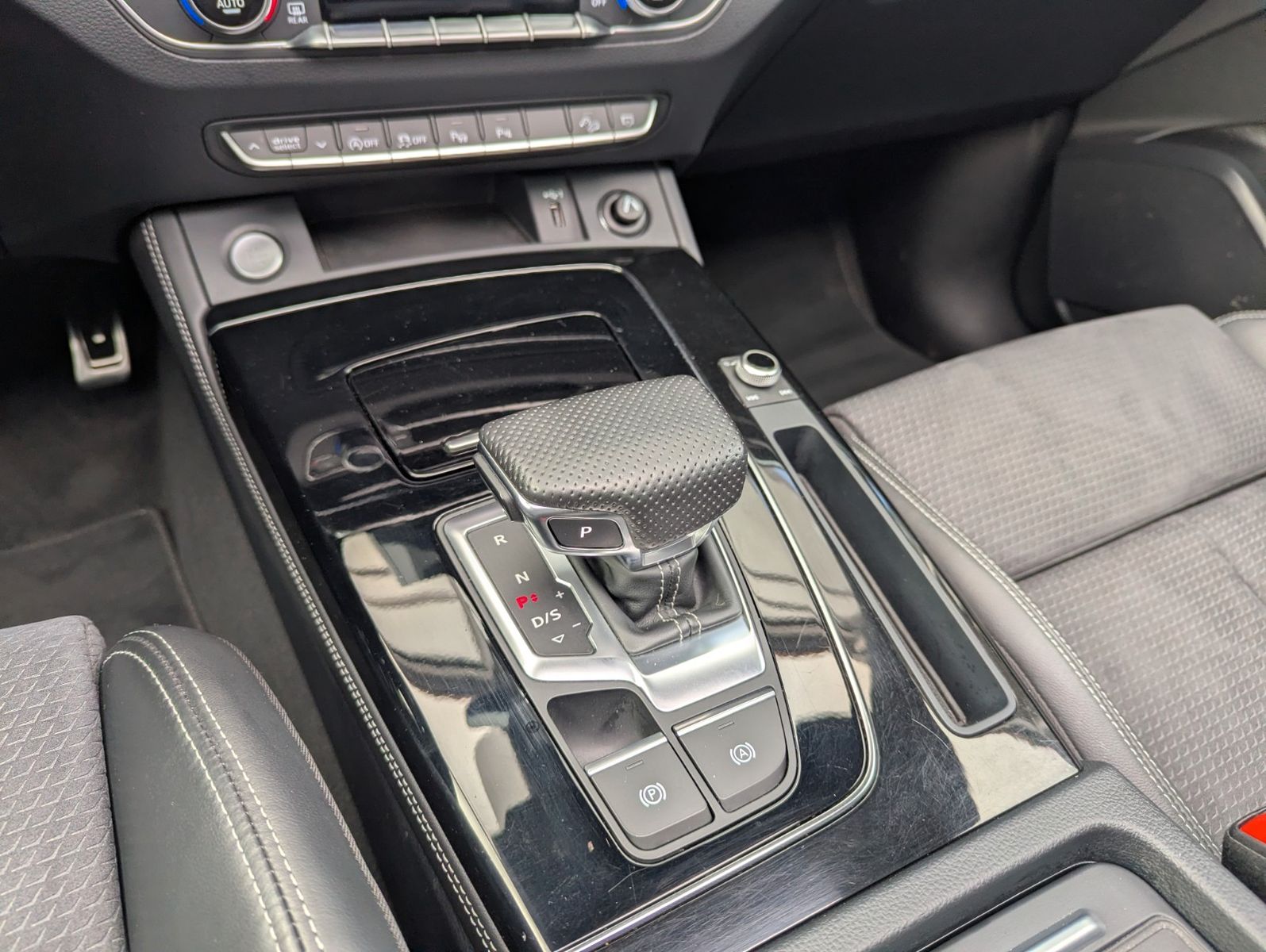 Audi Q5 40 TFSI quattro S line*Matrix*Optik*Luft*HuD*