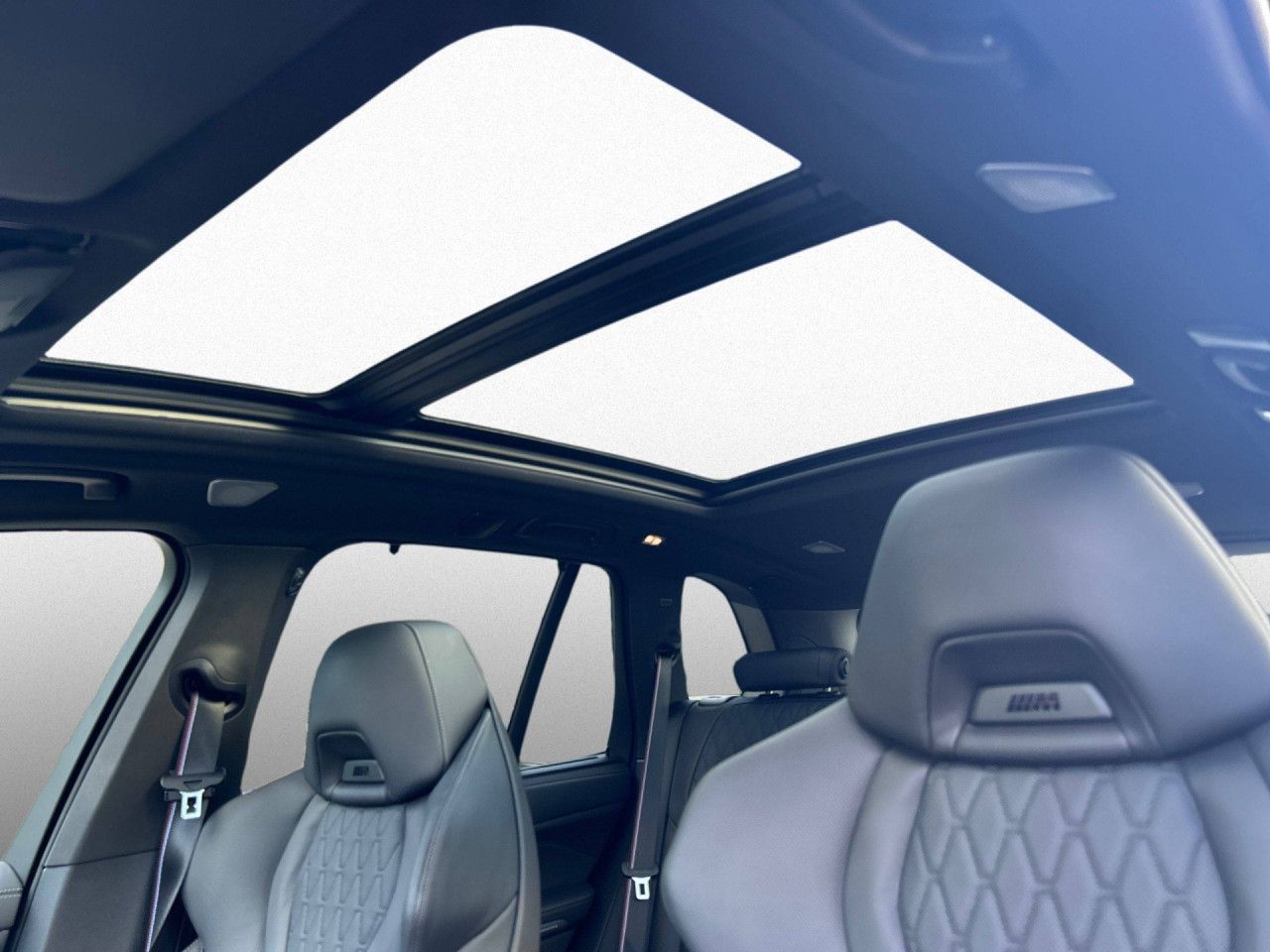 BMW X5 xDr 40dA M SPORT PRO SkyL,StHzg,AHK,B&W,360°