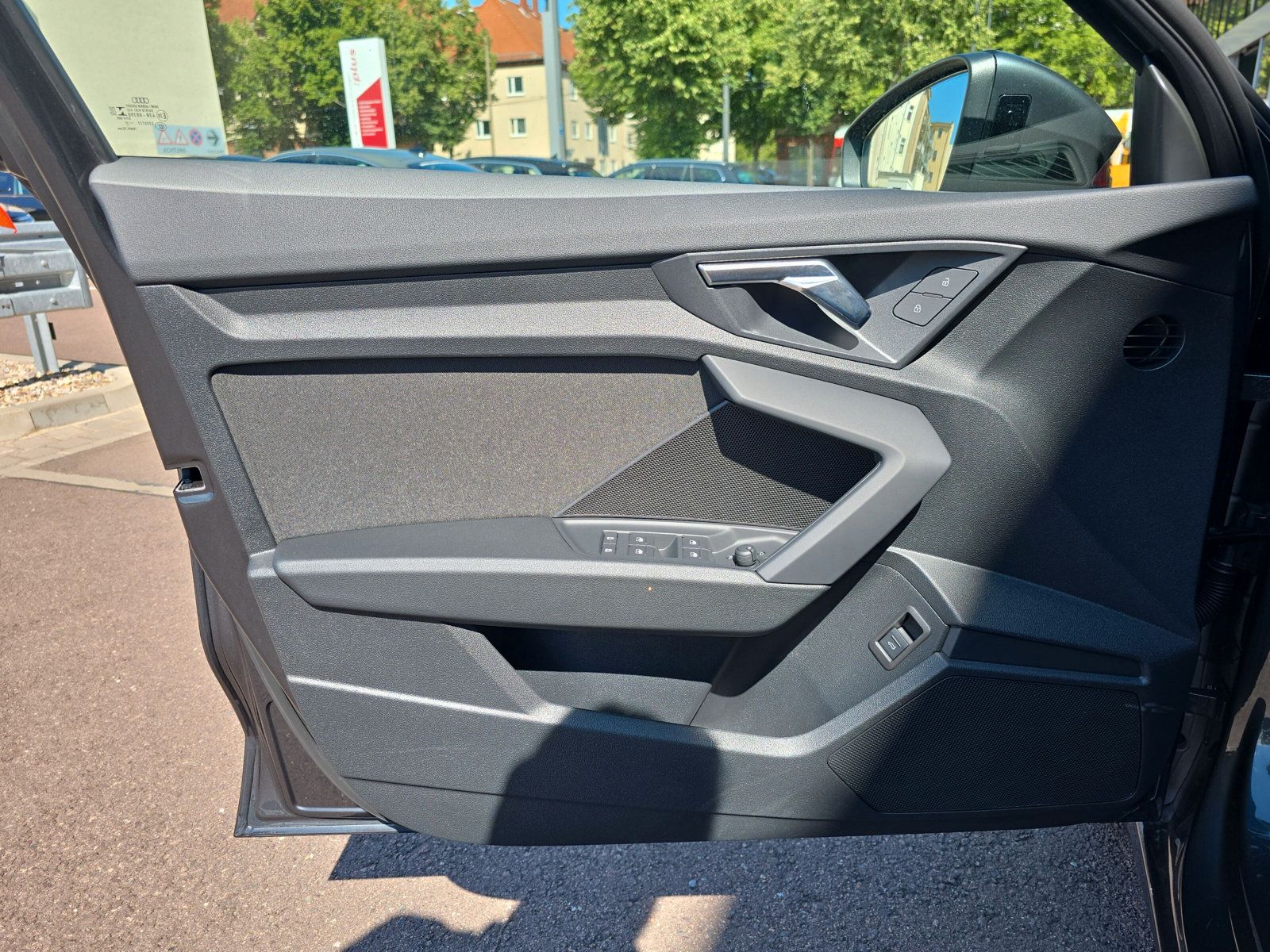 Audi A3 Limousine 35 TFSI advanced - Samsaru's Car Outlet