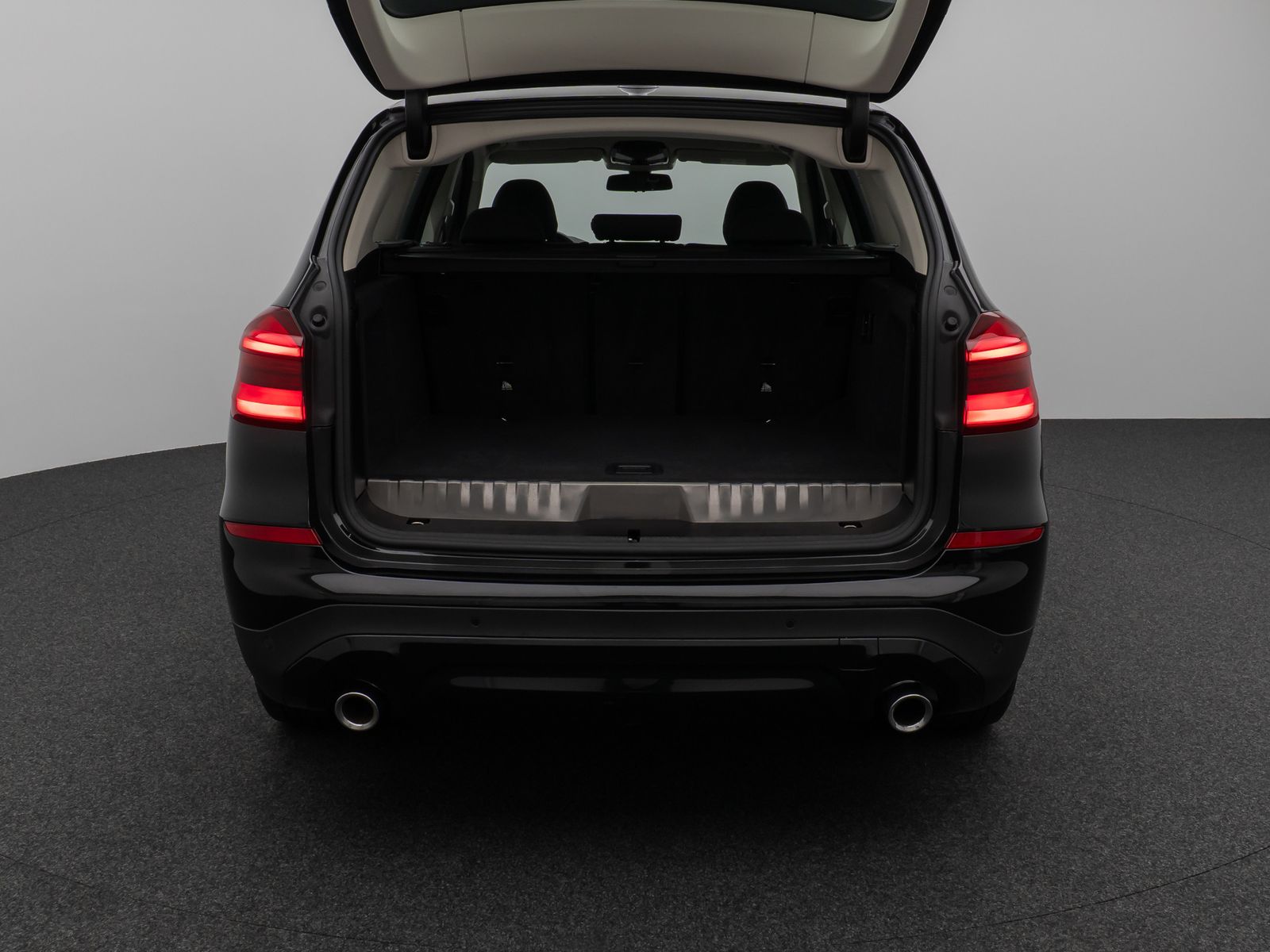 BMW X3 xD30e Kamera DAB HiFi Lenkrhzg Komfort Alarm