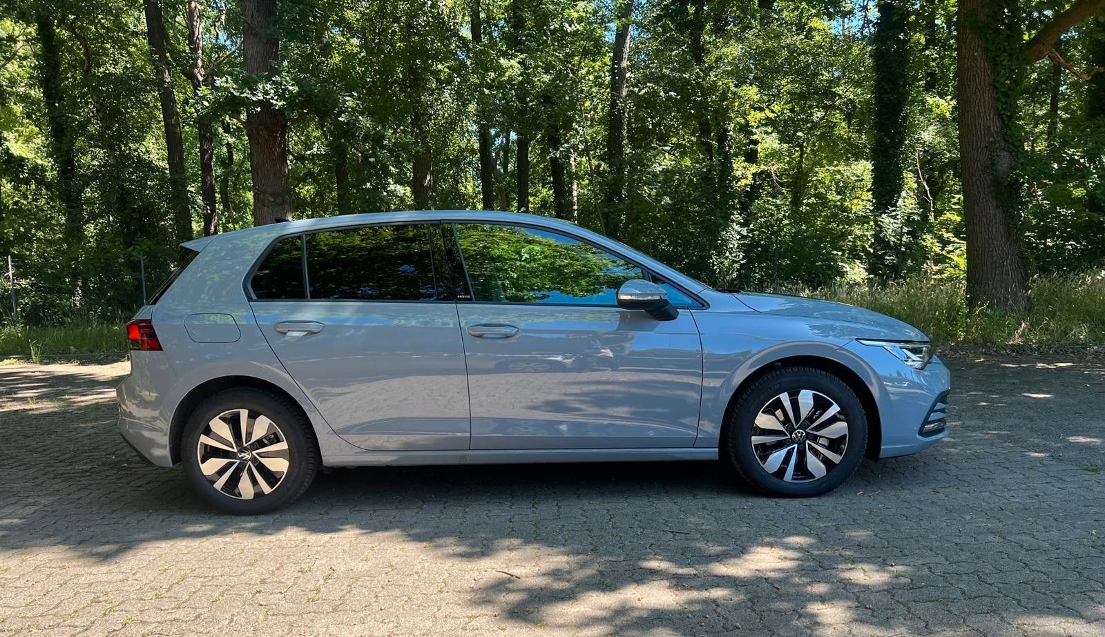 Volkswagen Golf VIII Move eTSI - Samsaru's Car Outlet