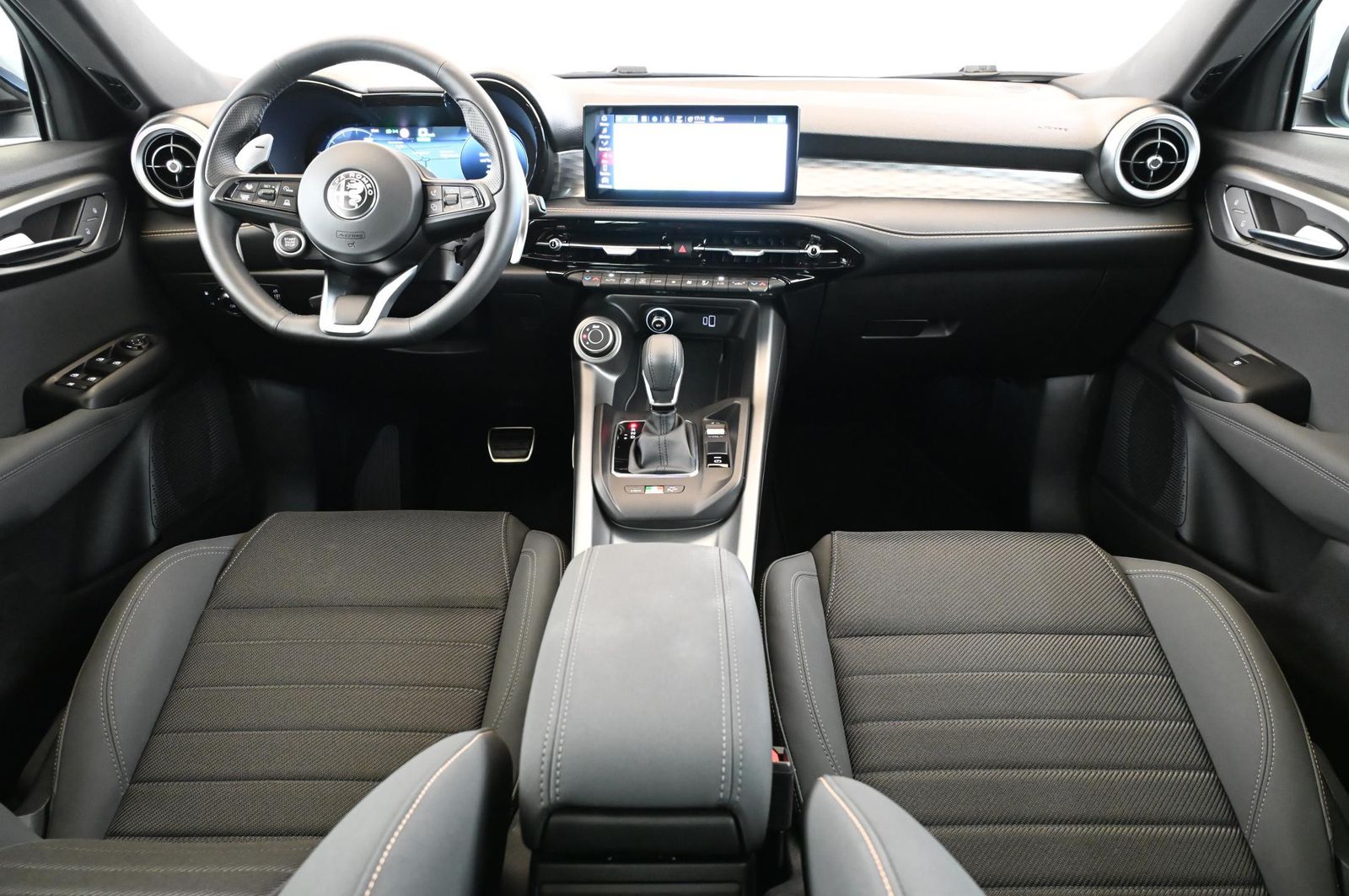 Alfa Romeo Tonale 1.3 PHEV 280 Q4 Ti LED/PANO/BREMBO/20