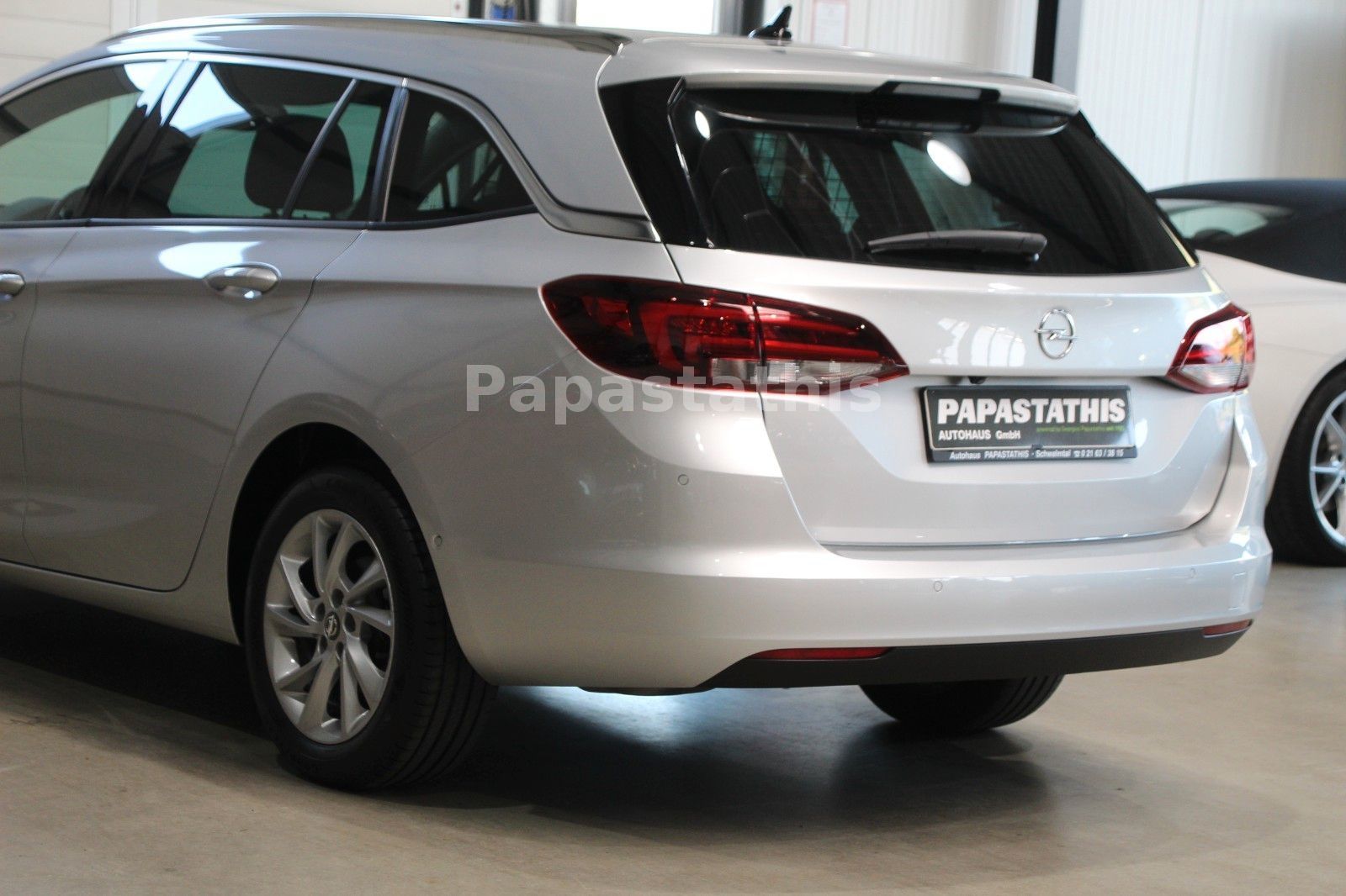 Opel Astra K Sports Tourer Elegance - Samsaru's Car Outlet
