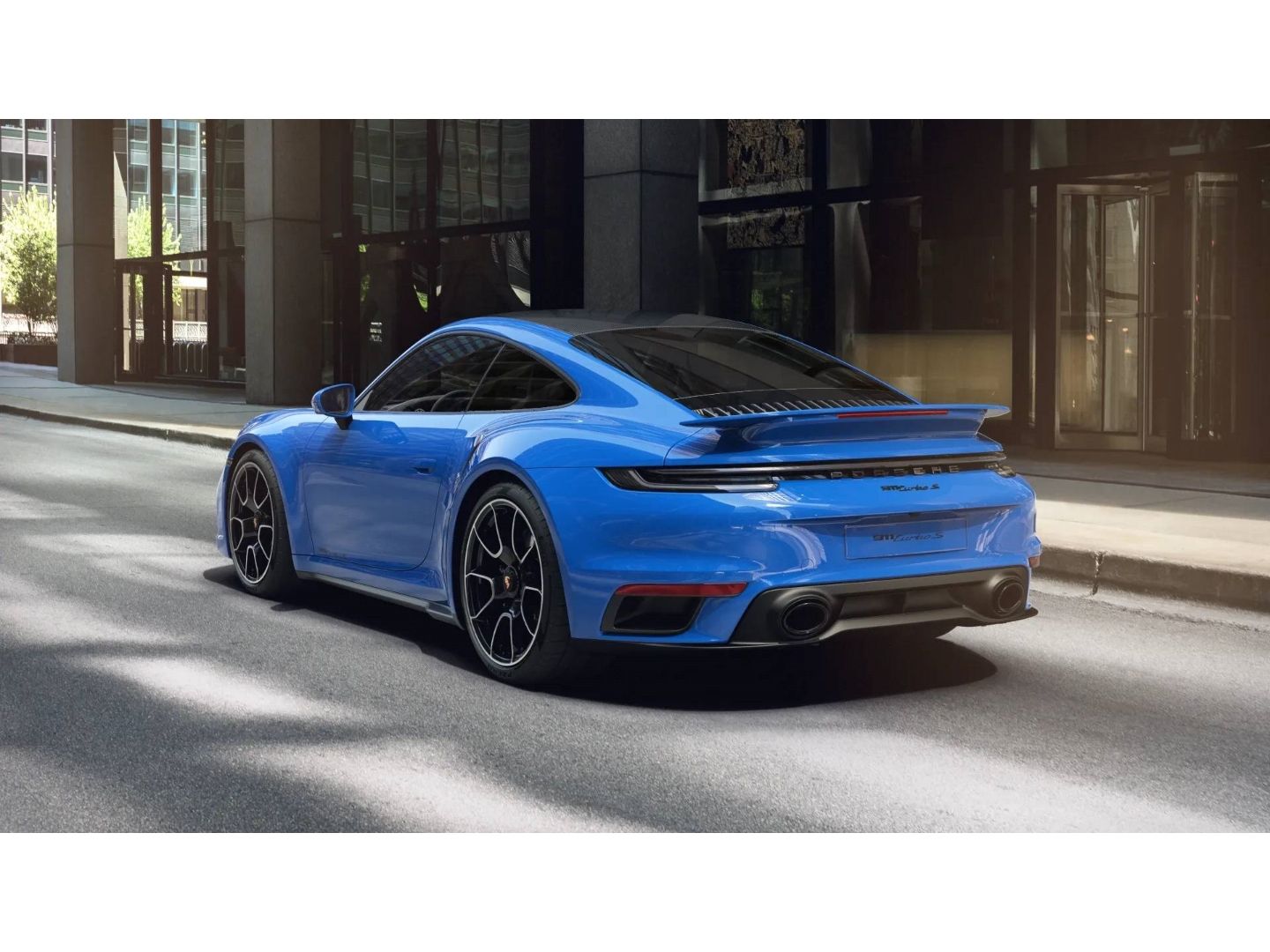 Porsche 992 911 Turbo S PCCB Lift VA Burmester InnoDrive