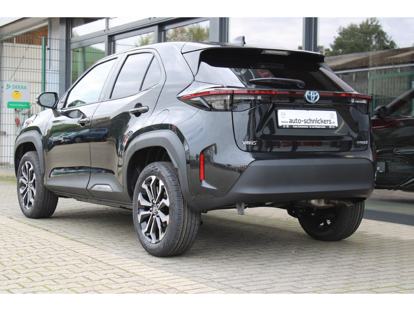 Toyota Yaris Cross Team D+SAFETY-P+WINTER-P !!
