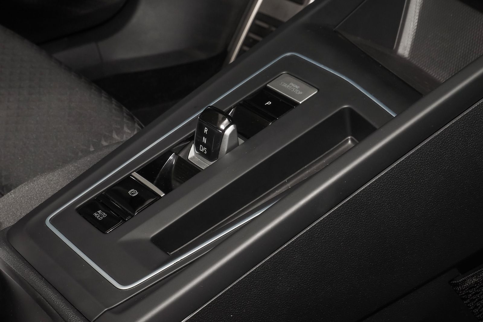 Volkswagen Golf VIII ACTIVE 2.0 l TDI DSG - Samsaru's Car Outlet