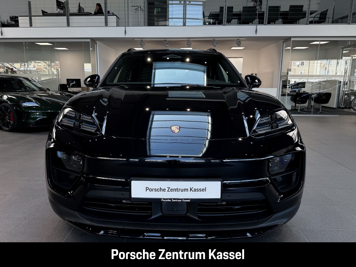 Porsche Macan Electric 4S