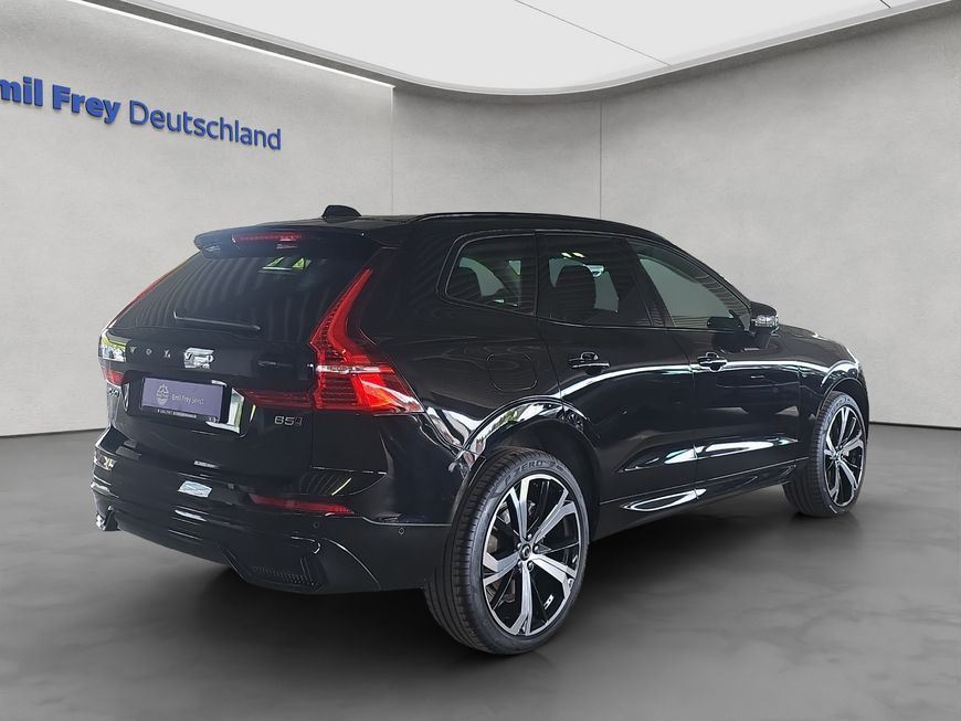 Volvo XC60 B5 B AWD Plus Dark 184 kW, 5-türig