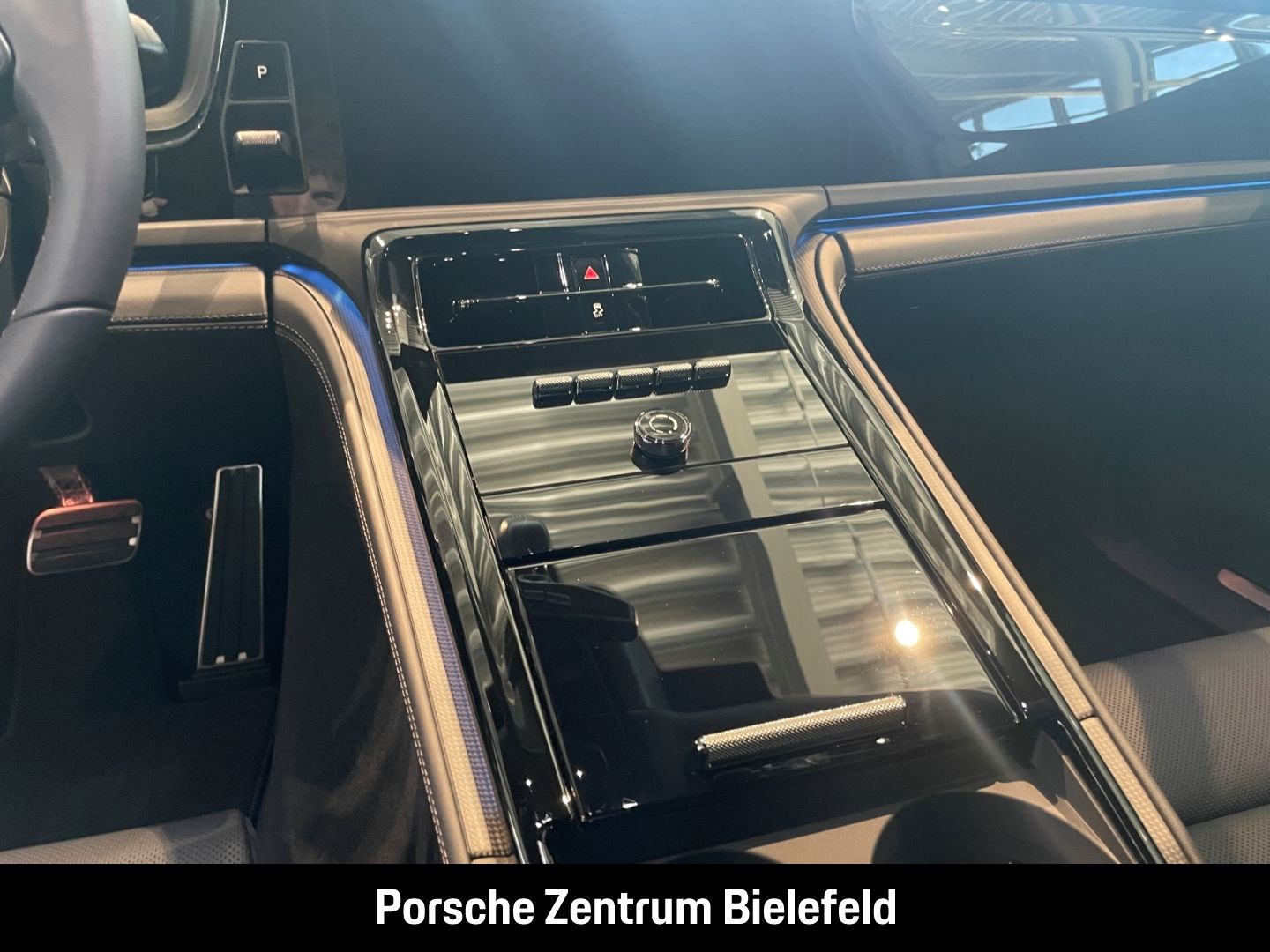 Porsche Panamera 4S E-Hybrid Surround-View Luftfederung