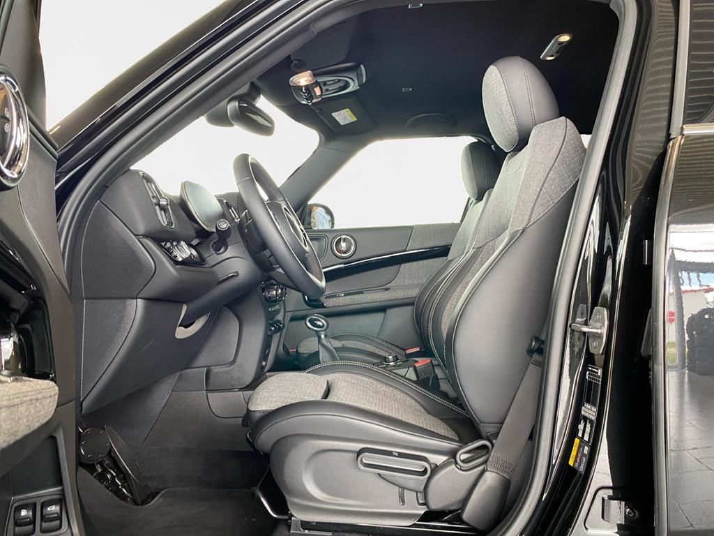 MINI Cooper SE Countryman All4 Classic - Samsaru's Car Outlet