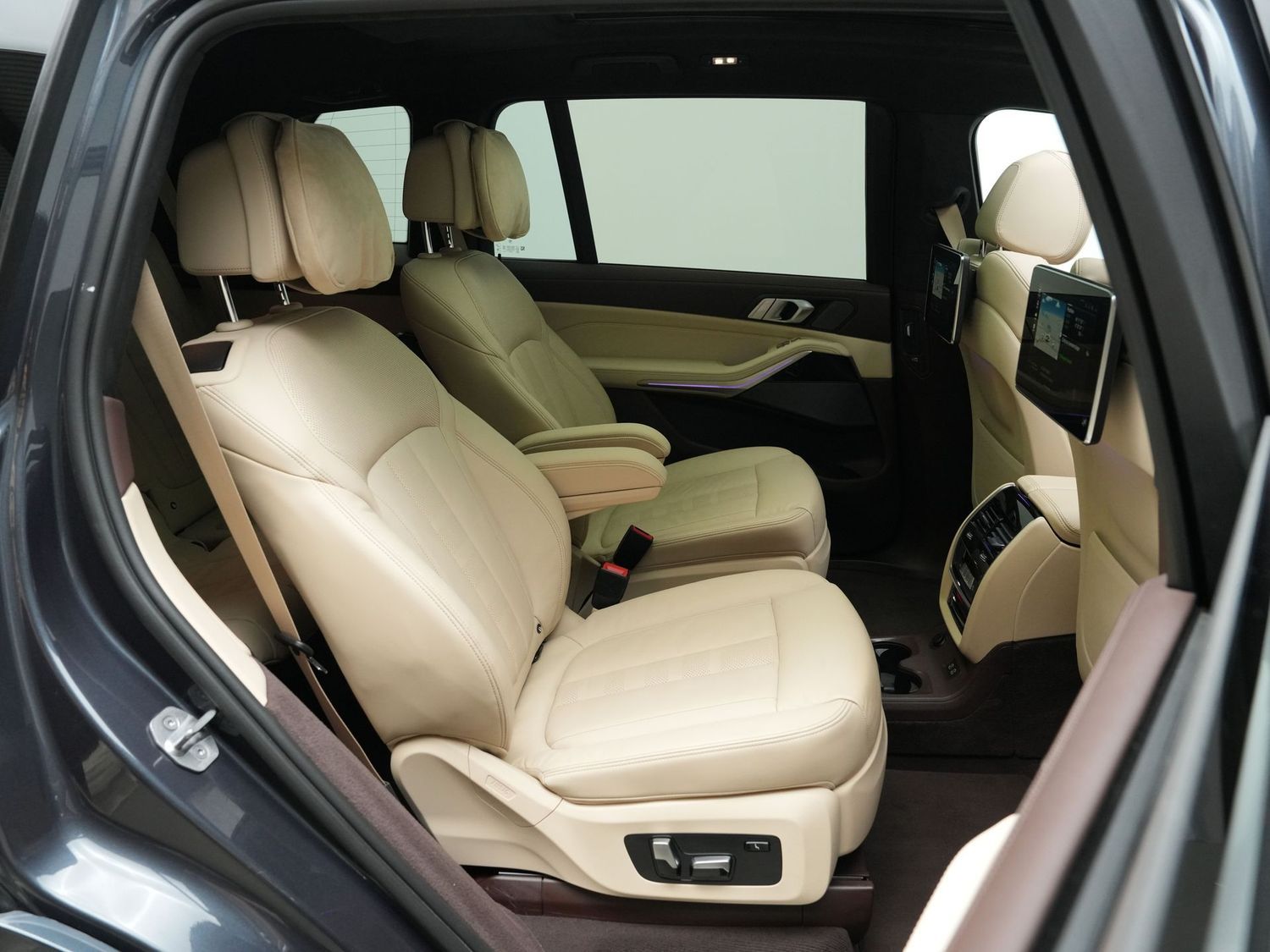 BMW X7 xDrive 40 i M Sport PANO*HUD*AHK*H&K*TV FOND*