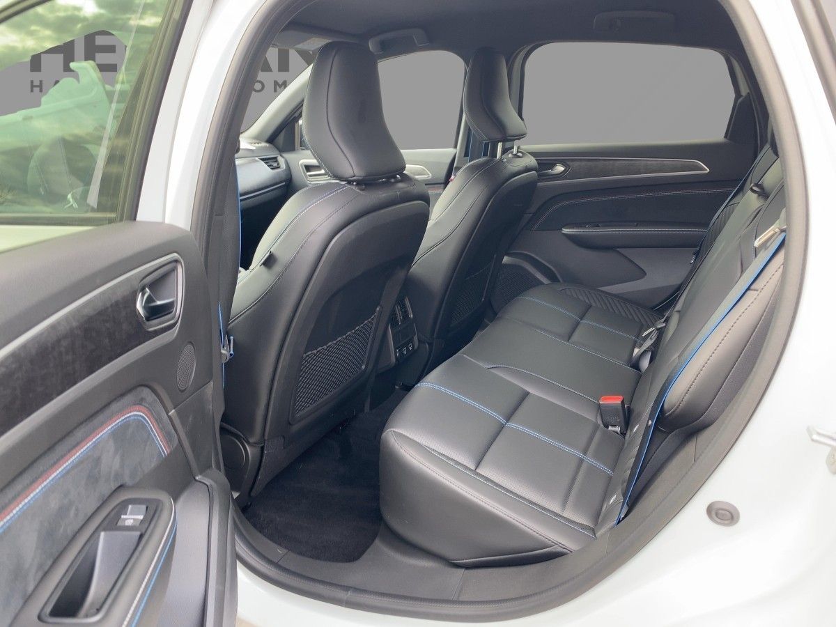 Renault Arkana E-TECH 145 Esprit Alpine - Samsaru's Car Outlet