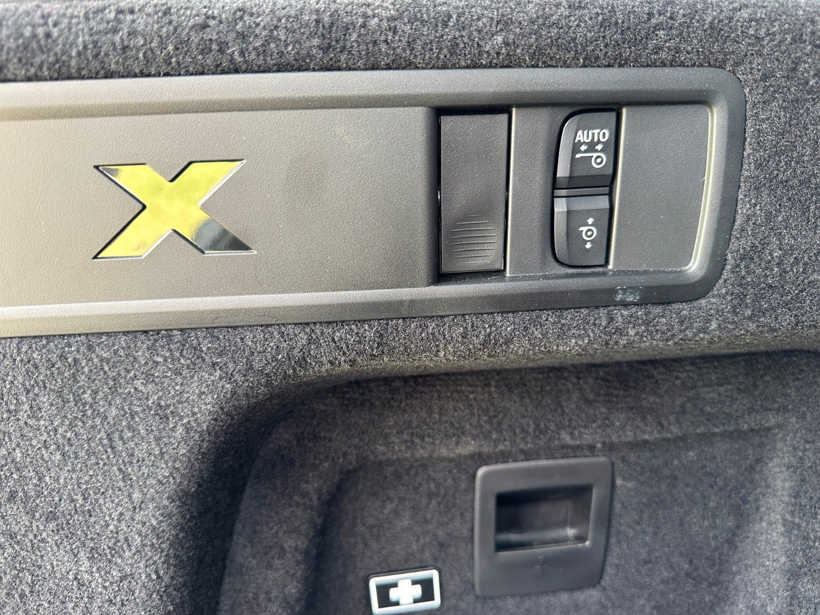 BMW X5 30 d xDrive ACC,HUD,PANO,HARMAN,LUFT,360,AHK