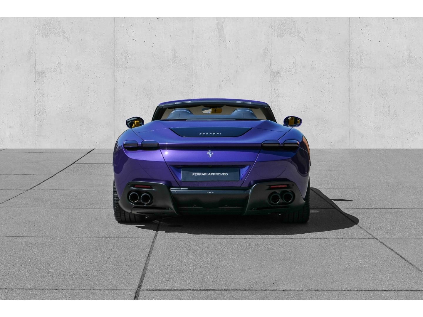Ferrari Roma Spider - Samsaru's Car Outlet