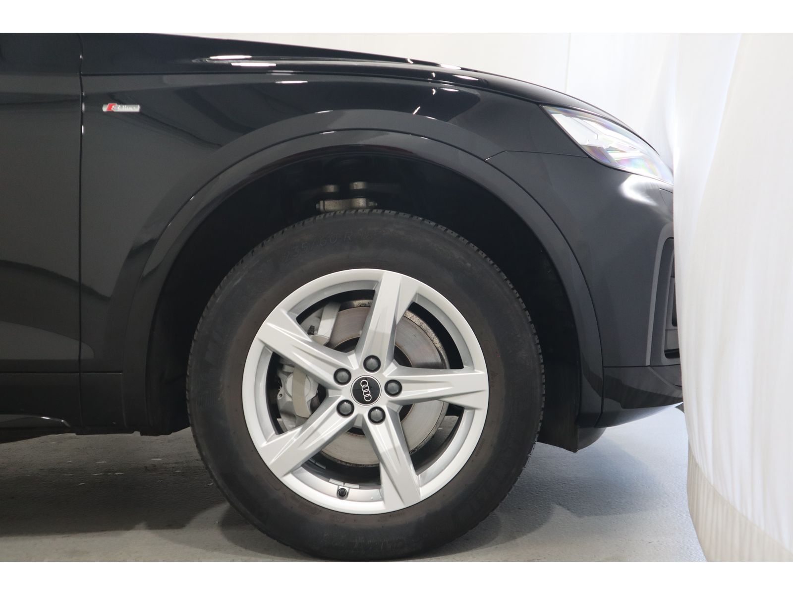 Audi Q5 40 TDI quattro S line - Samsaru's Car Outlet