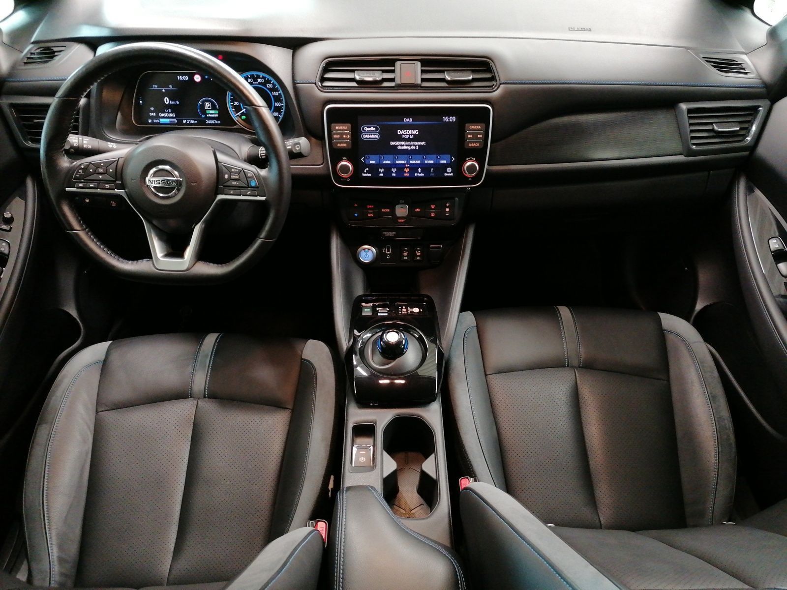 Nissan Leaf 62 kWh e+ Tekna - Samsaru's Car Outlet