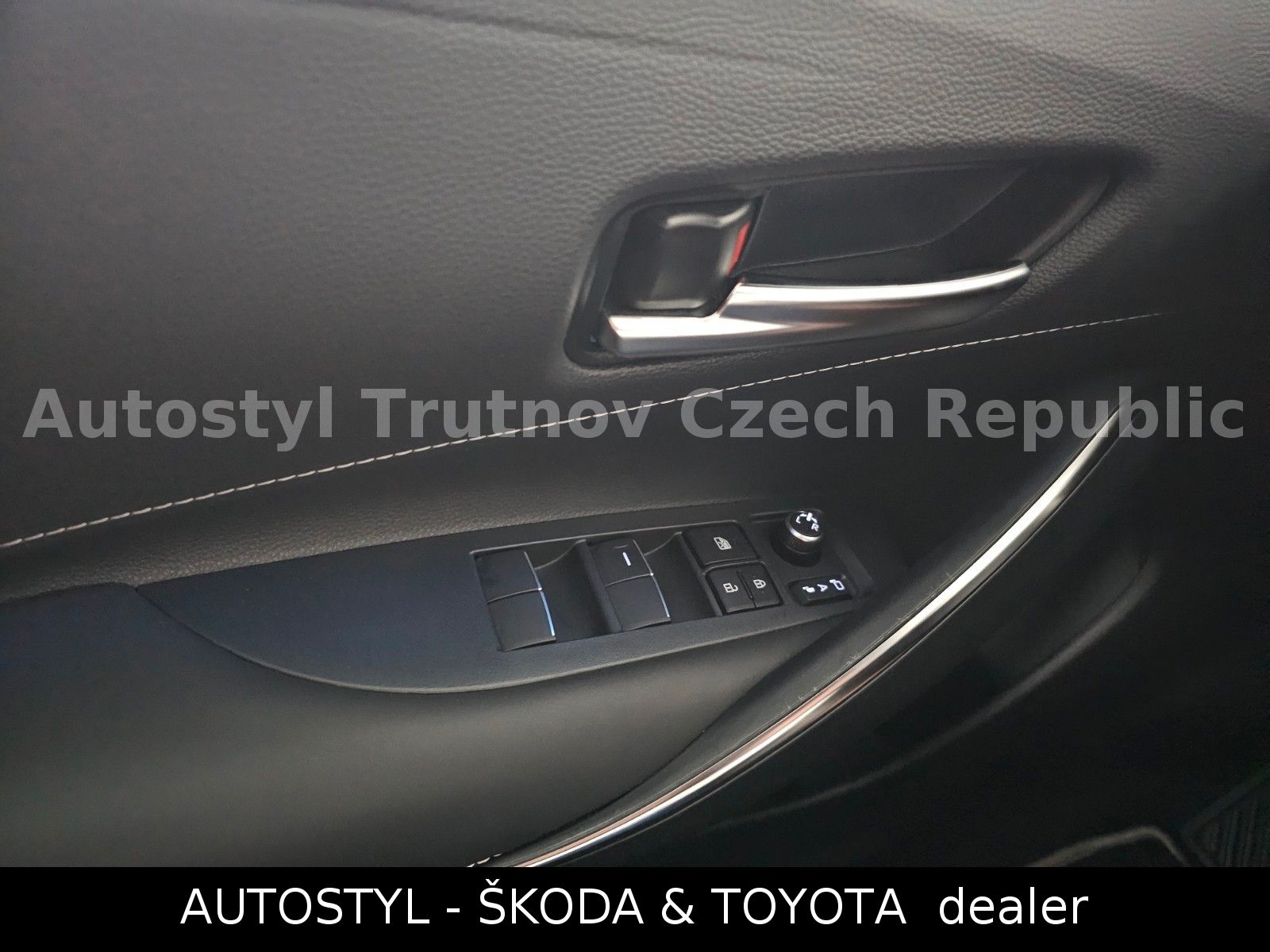 Toyota TS 2.0HEV 184k STYLE