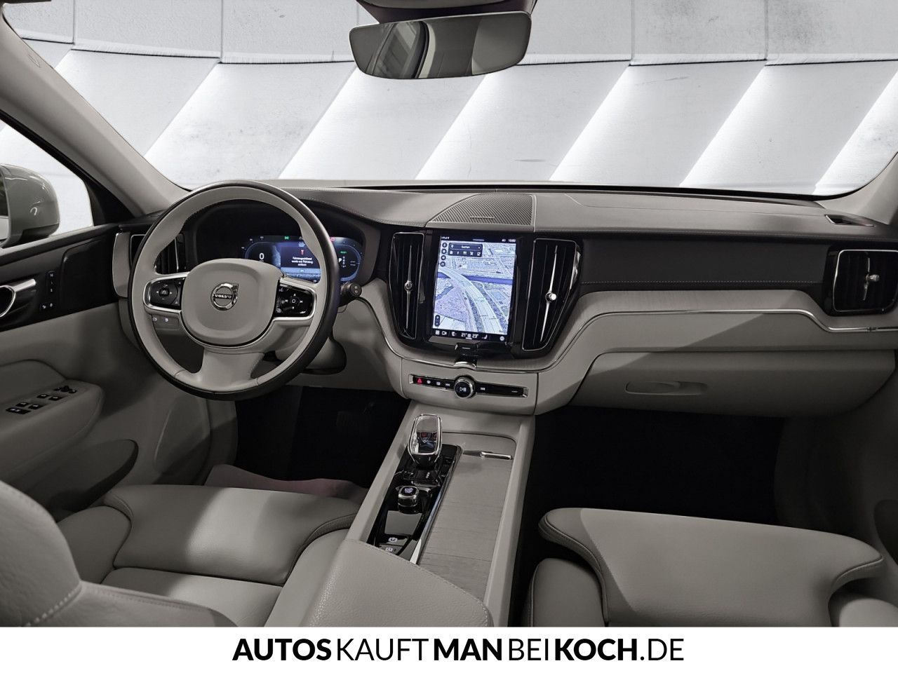 Volvo XC60 T6 AWD Inscription - Samsaru's Car Outlet