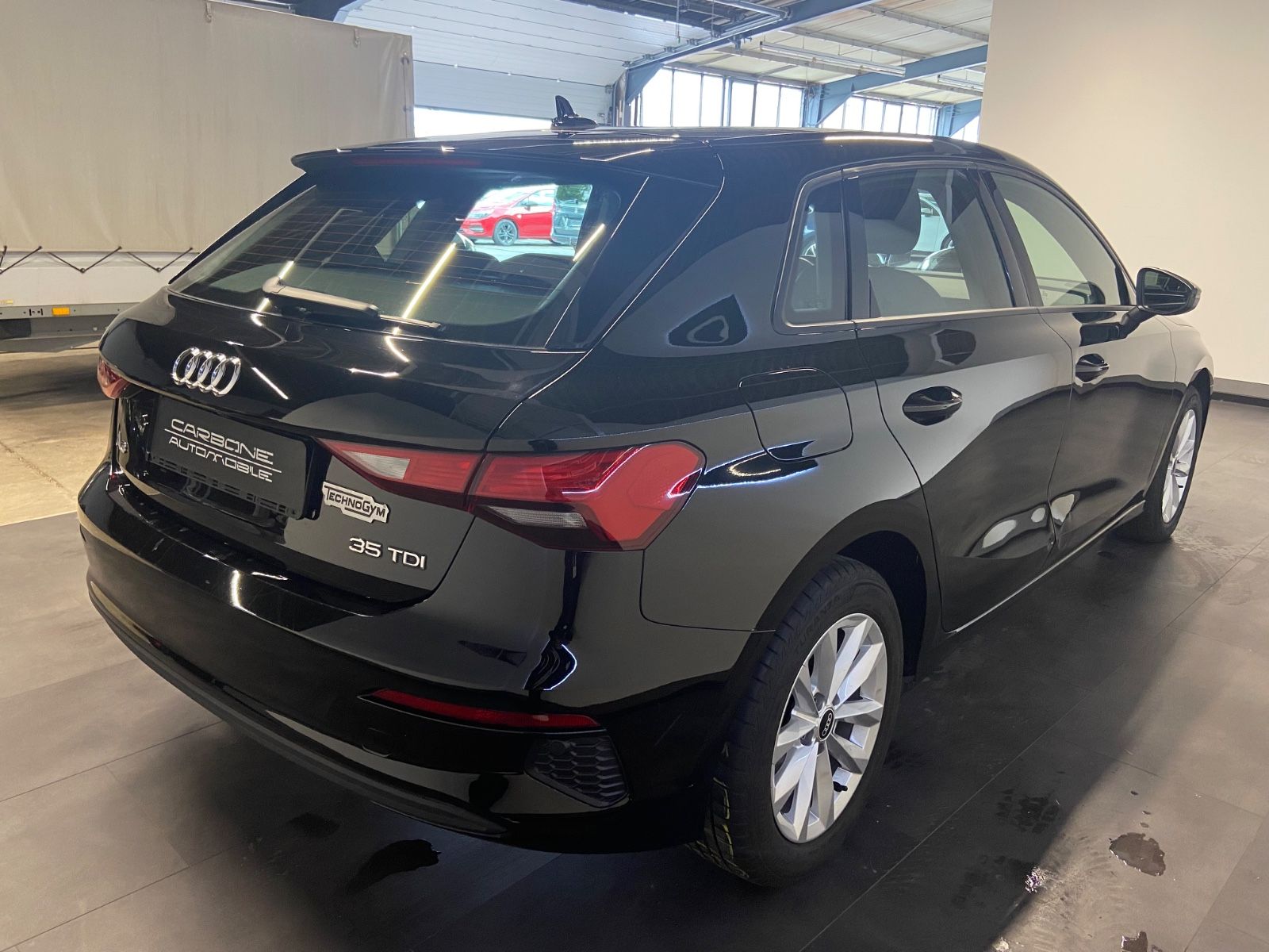 Audi A3 Sportback 35 TDI S tronic - Samsaru's Car Outlet