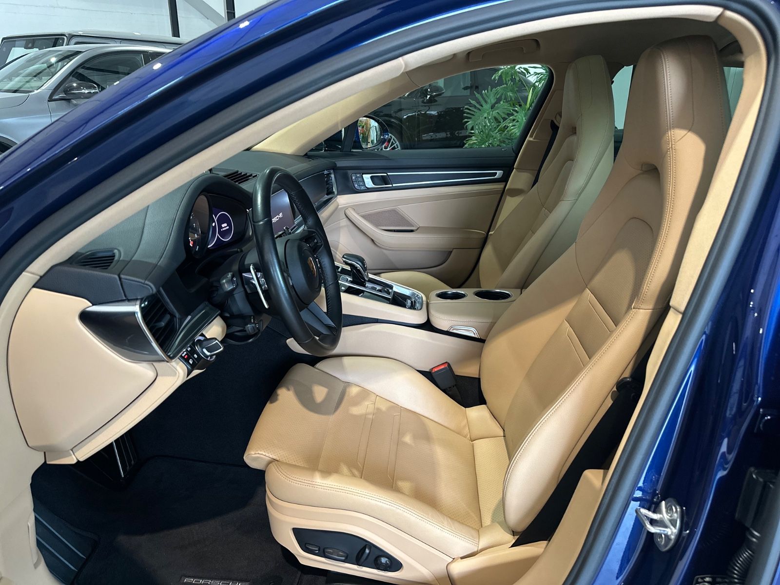 Porsche Panamera Sport Turismo 4 E-Hybrid Plat. Edition