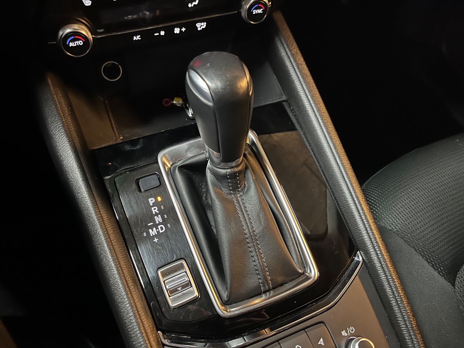 Mazda CX-5 2.0 e-SKYACTIV-G 165 Center-Line FWD AUT.