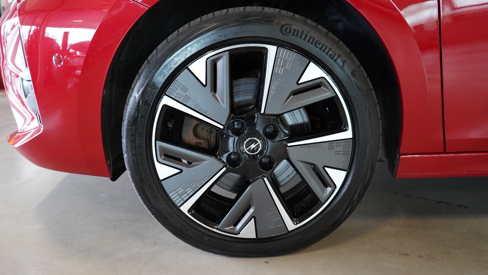 Opel Corsa F e Ultimate - Samsaru's Car Outlet