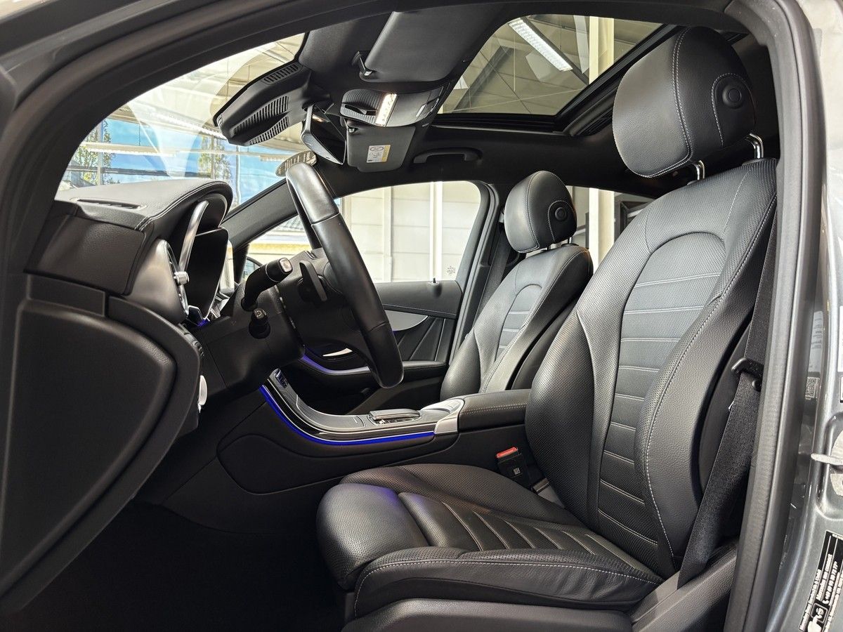Mercedes-Benz GLC 300 d Coupé AMG 4M LED HUD Pano Distr+ Burm